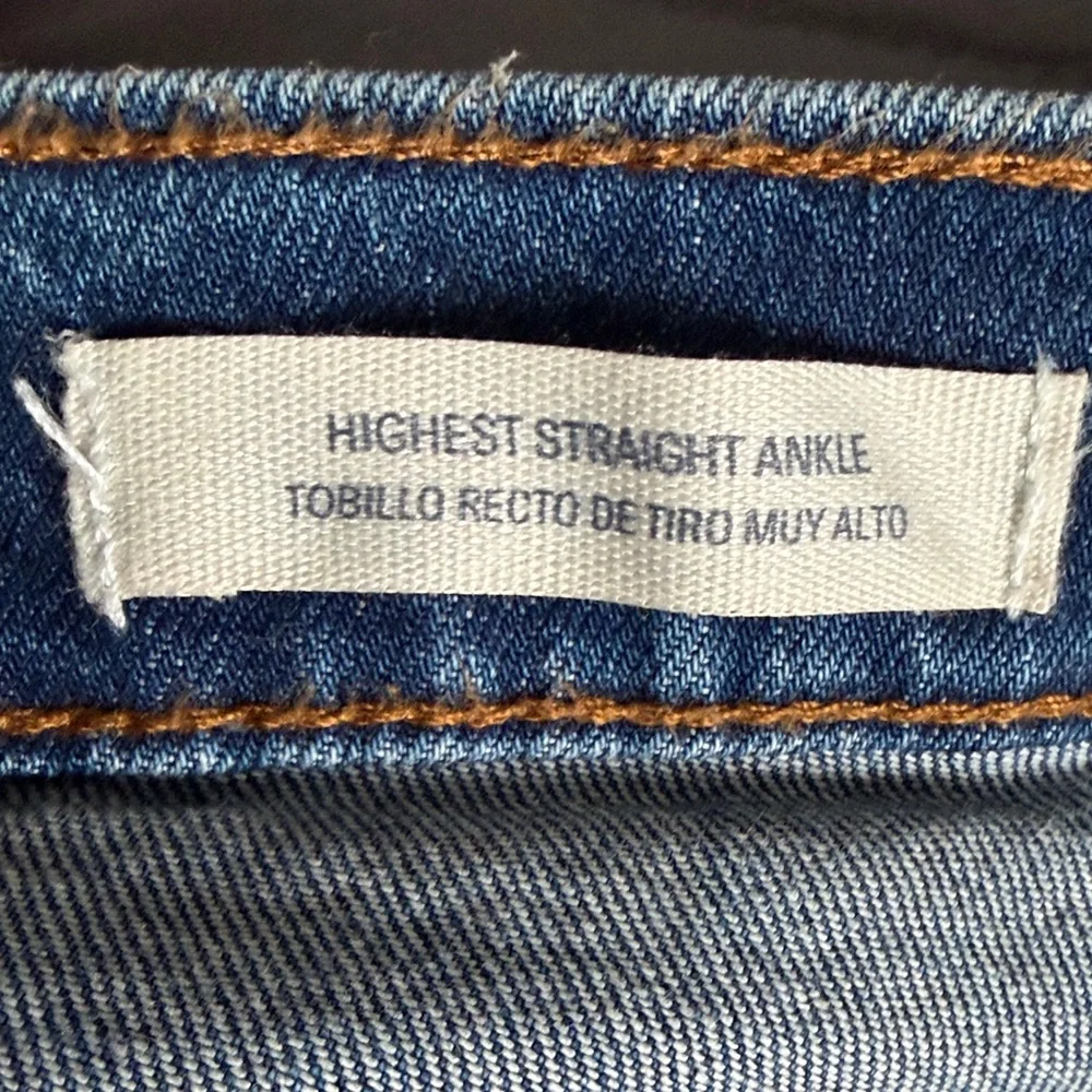 Universal Thread Classic Blue Jeans - Picture 6 of 6